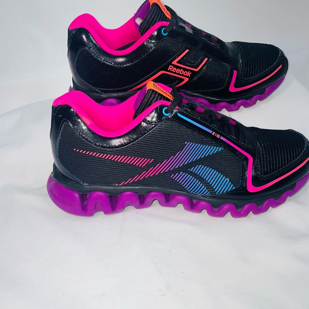 Reebok Black and Pink Athletic Shoes